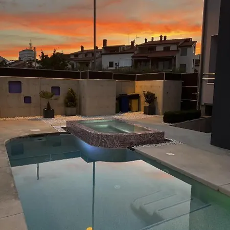 Casa Moderna