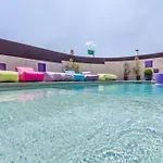 Casa Moderna פולה