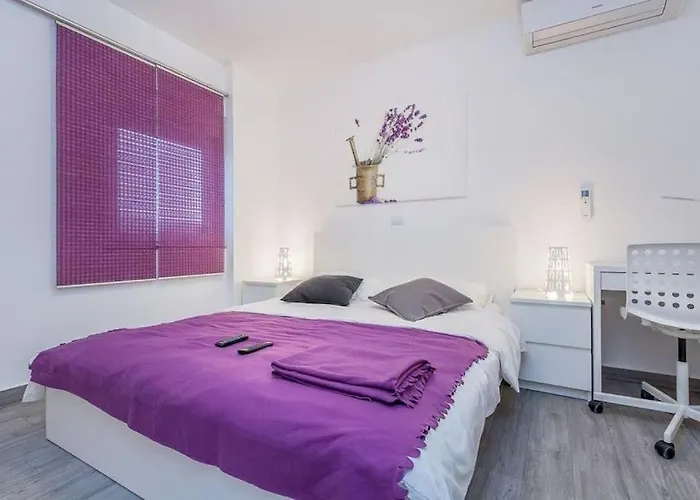 בית נופש Casa Moderna פולה