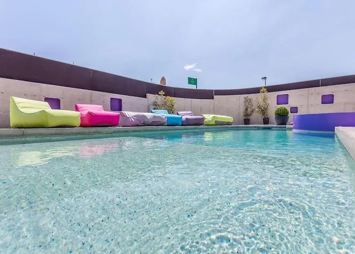 Casa Moderna פולה